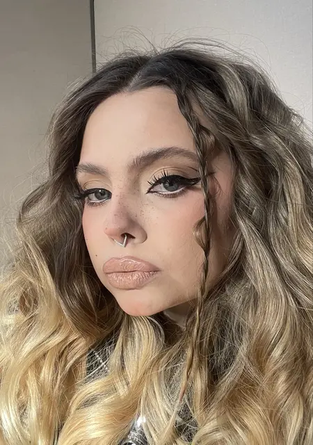 Я Катя, 18, знакомлюсь на одну ночь в Вене