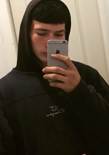 Я Богдан, 21, знакомлюсь для общения в Краматорске