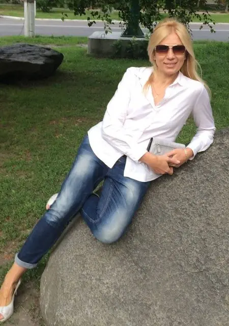 Я Лина, 51 років з Кременчук, шукаю знайомства без зобов'язань