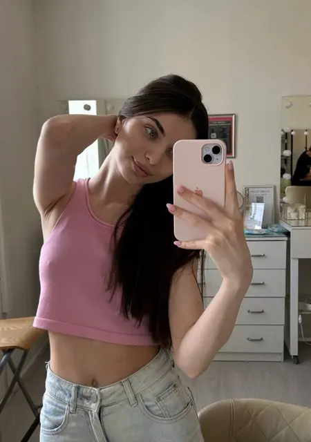 Вика из Луганска, ищу на сайте знакомства без обязательств