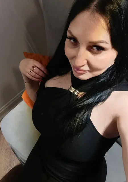 Я Белла, 39, из Донецка, ищу знакомство для открытые отношения