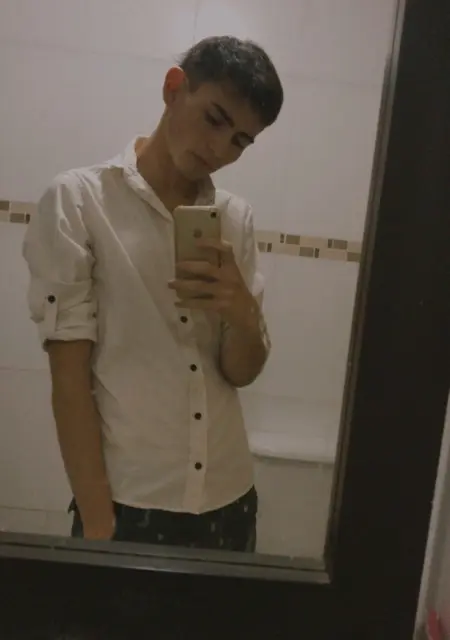 Facu из Санта-фа, мне 20, познакомлюсь для общения