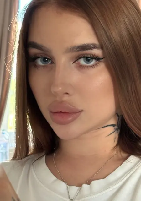 Лана из Одессы, ищу на сайте знакомства без обязательств