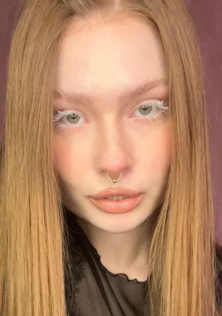 Ариша из Бердянска, ищу на сайте общение