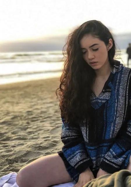 Я Юлия, 25 років, знайомлюсь для приємного проведення часу у Маріуполі